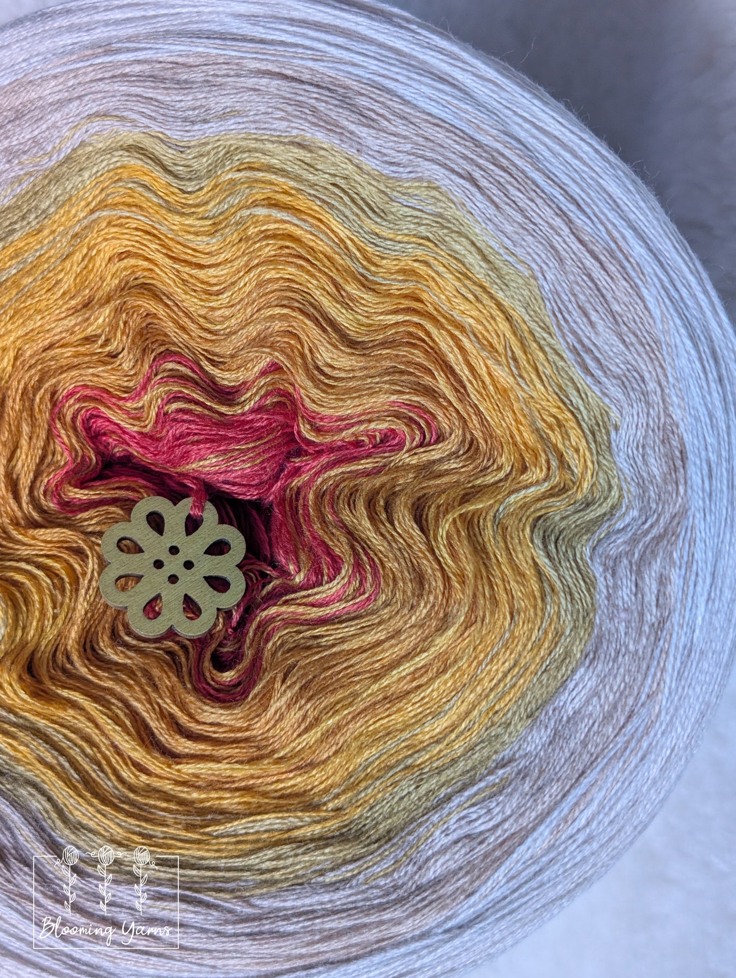Gradient ombre yarn cake colour combination C385