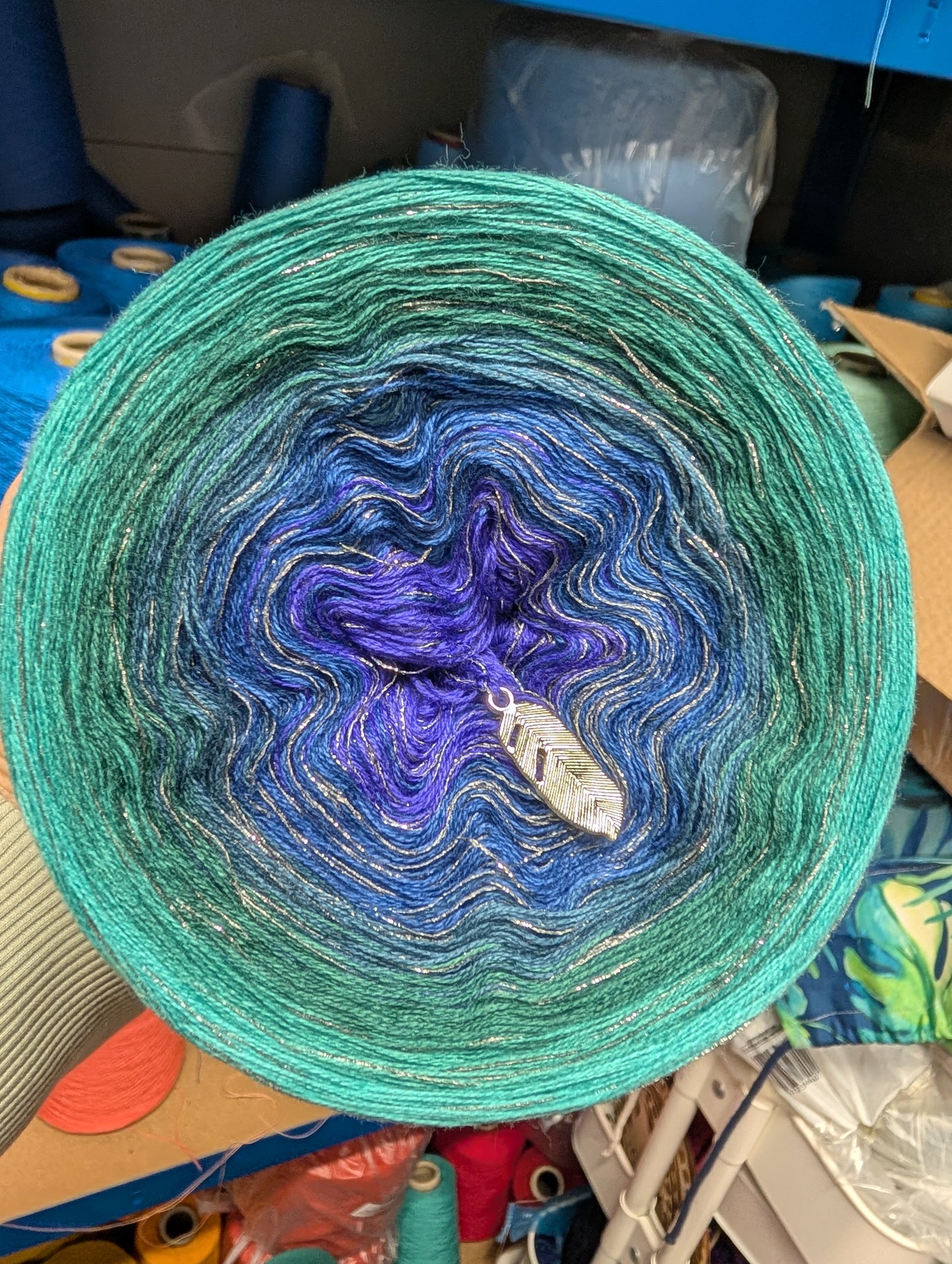 Gradient ombre yarn cake colour combination C425