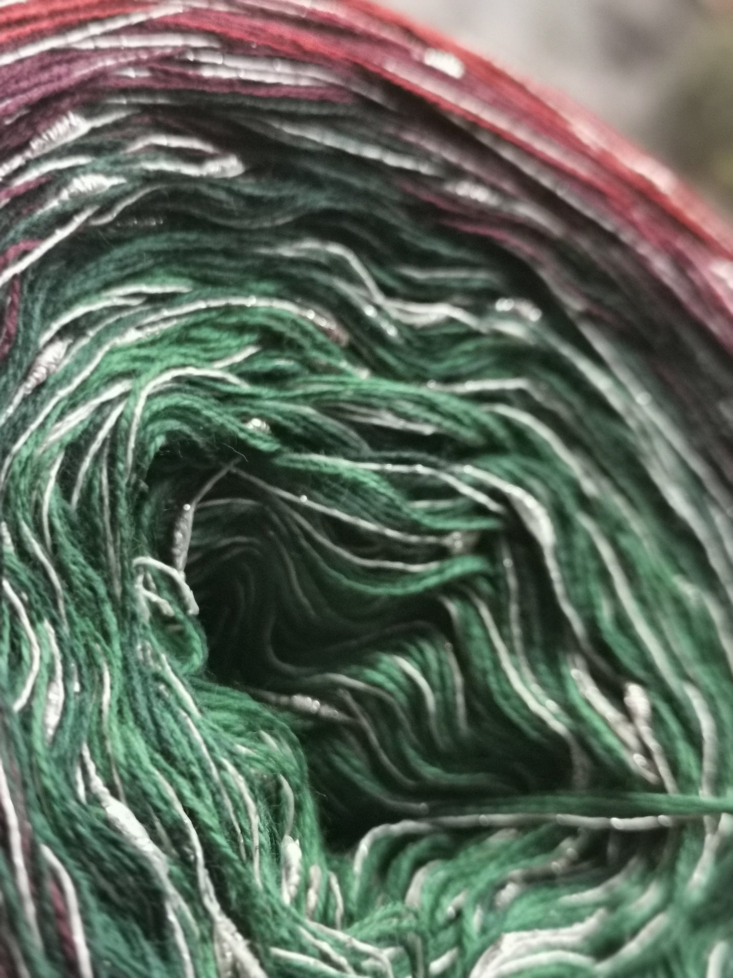 Gradient ombre yarn cake, colour combination C174
