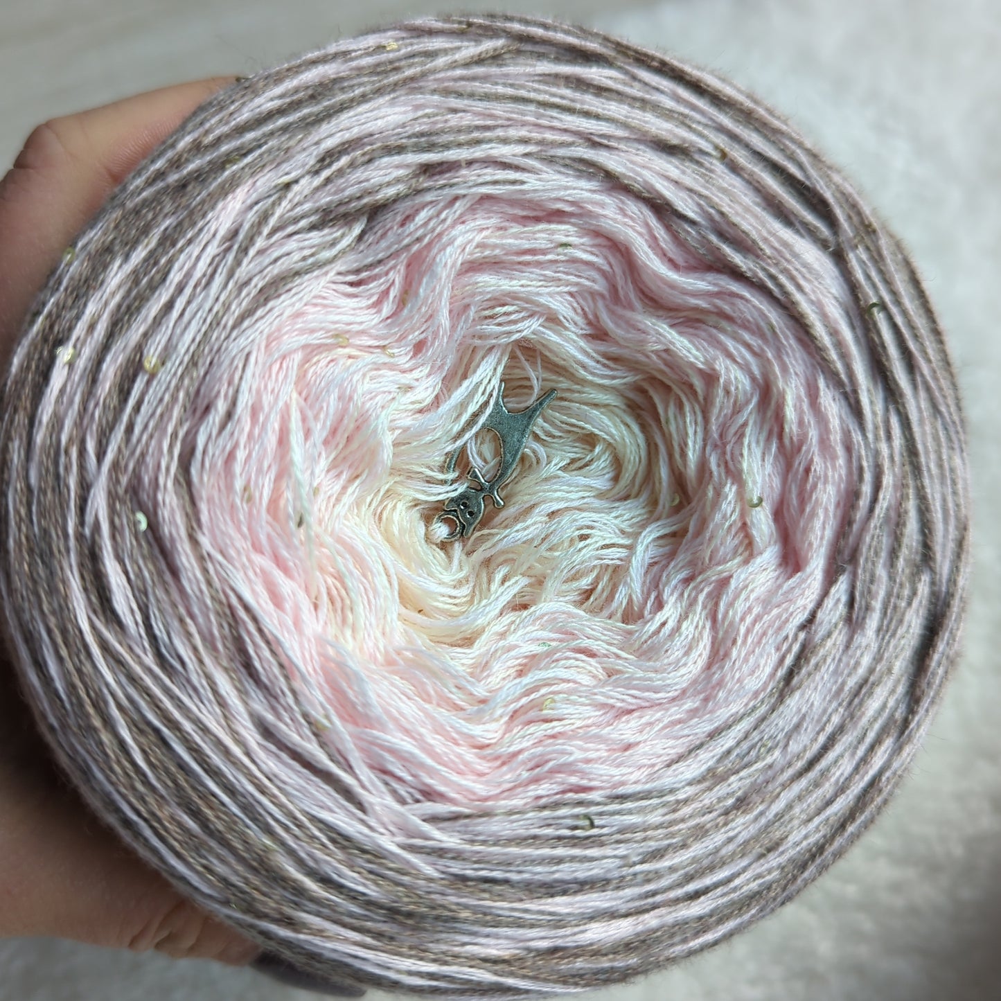 CW018 cotton/merino ombre yarn cake, 270g, about 800m, 3ply plus additional thread