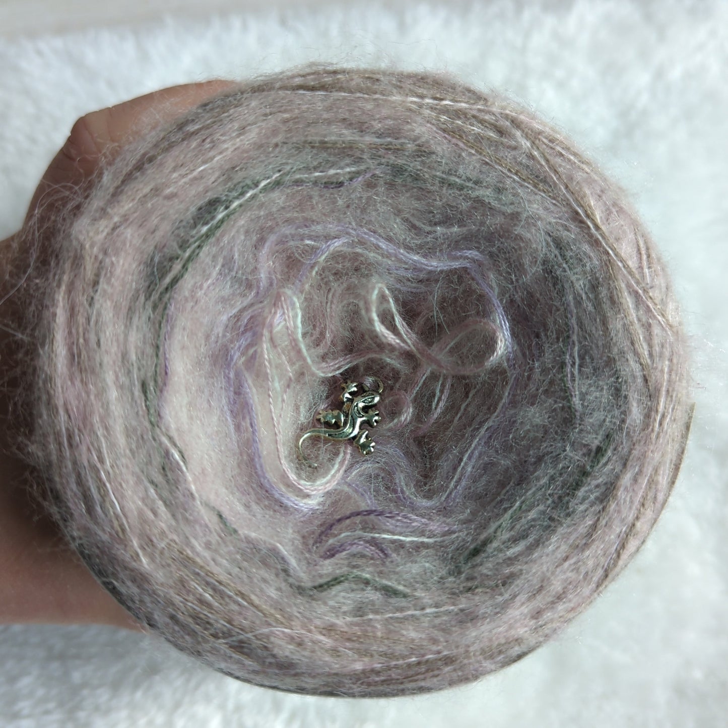 FC022 cotton/acrylic ombre yarn cake, 250g, about 1000m, 2ply+ mohair mix thread