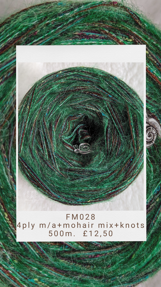 FM028 merino/acrylic melange yarn cake, 230g, about 500m, 4ply+ two additional threads