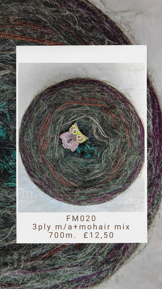 Fluffy cake FM020 , 215g, 3ply+ mohair mix , 700m