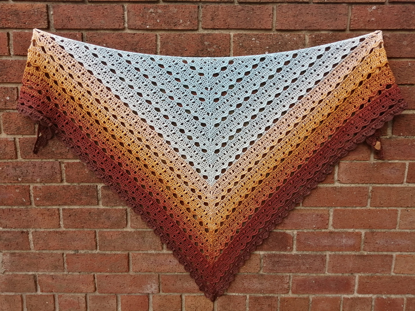 Halia shawl pattern by Ancy-Fancy in Polish only