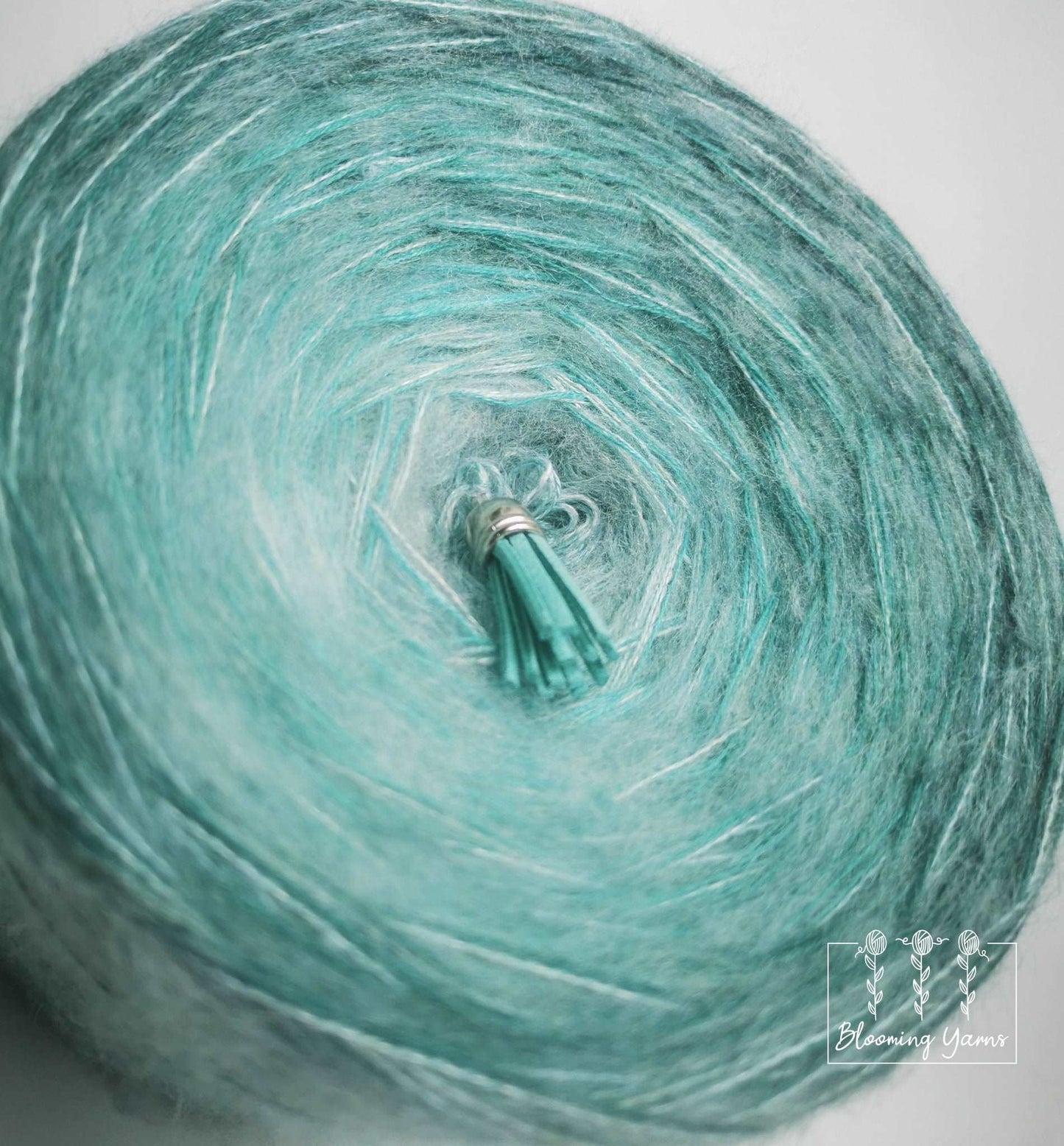 Gradient ombre fluffy cake FC002