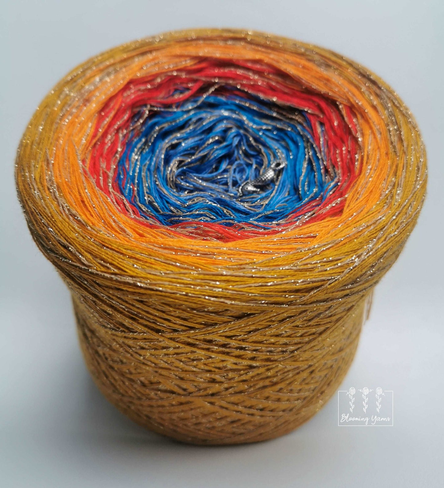 Gradient ombre yarn cake, colour combination C025