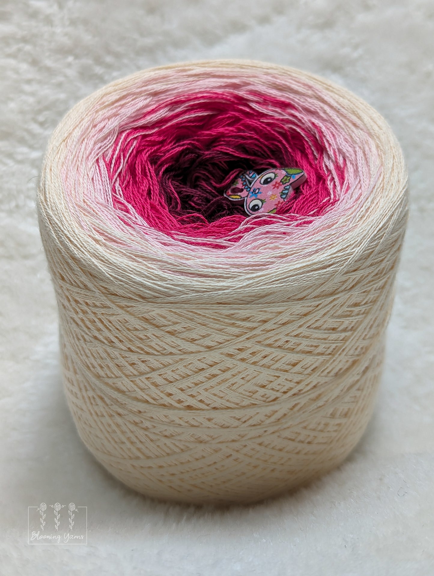 Gradient ombre yarn cake, colour combination CMW004