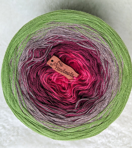 Gradient ombre yarn cake, colour combination CMW005