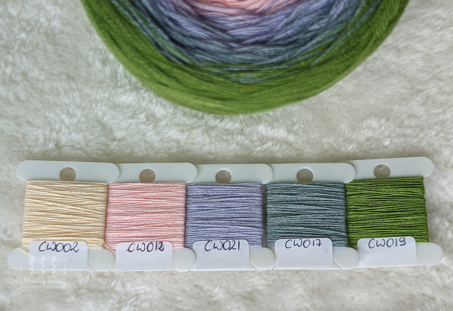 Gradient ombre yarn cake, colour combination CMW007