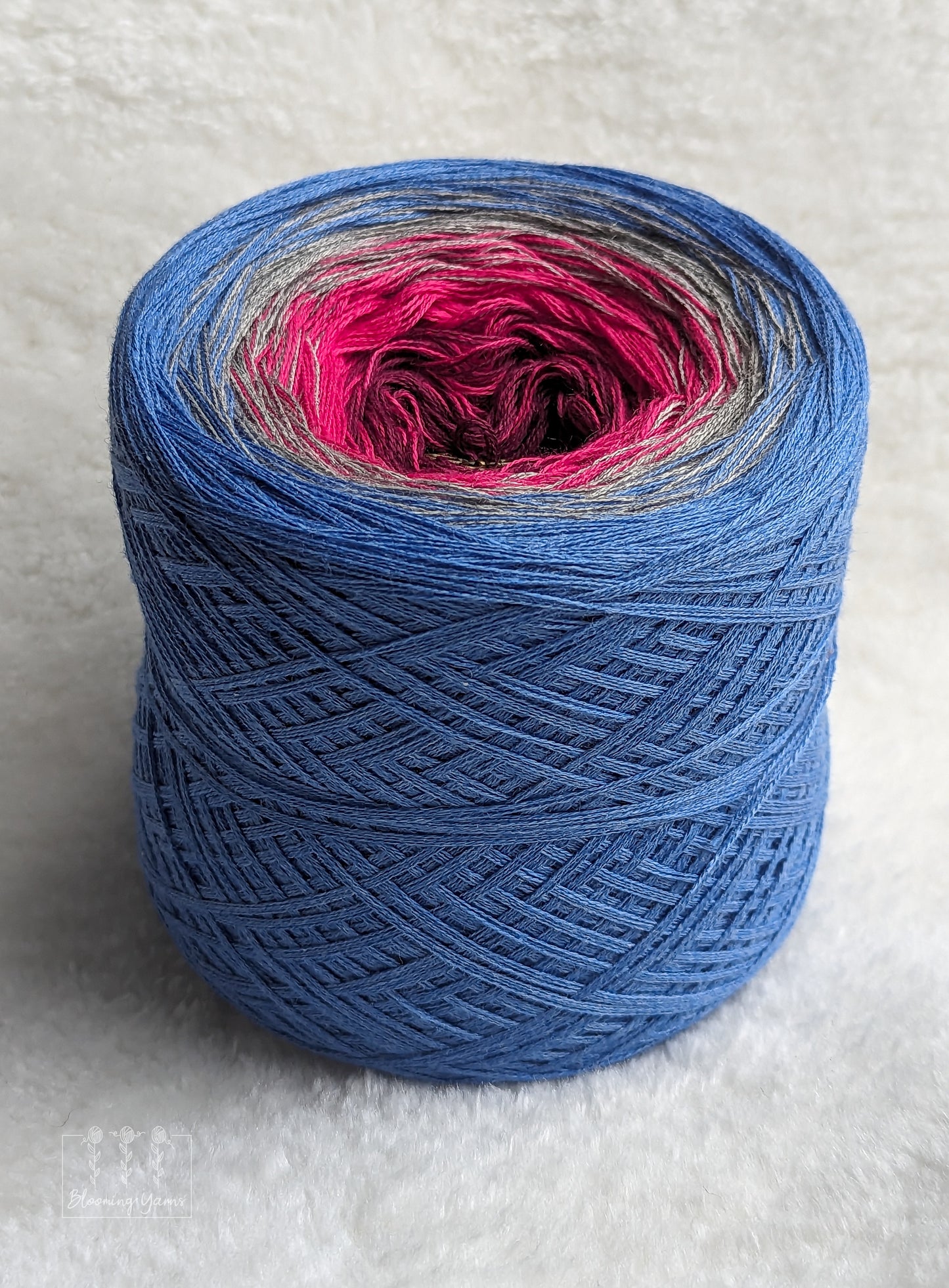 Gradient ombre yarn cake, colour combination CMW014