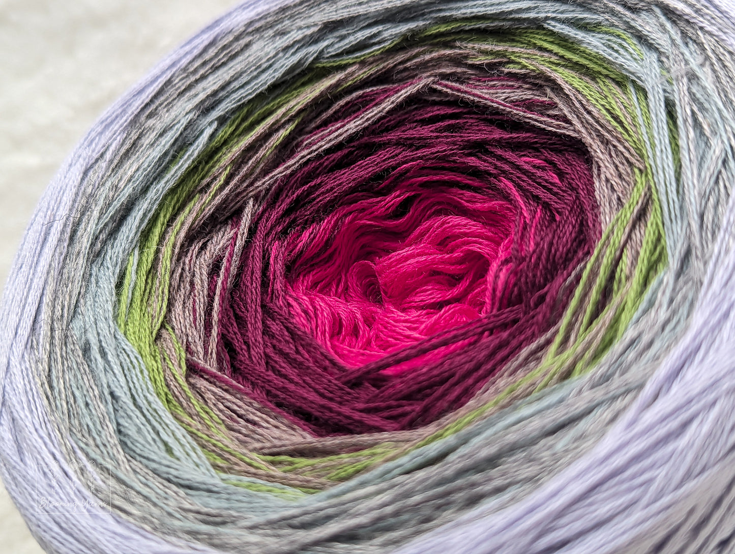 Gradient ombre yarn cake, colour combination CMW015