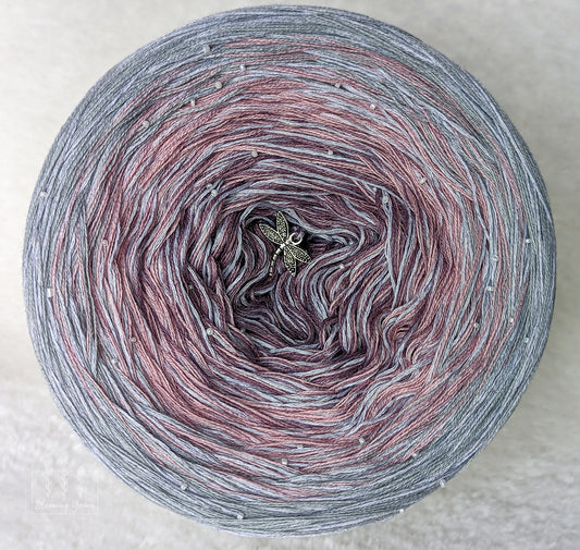 Gradient ombre yarn cake, colour combination C183