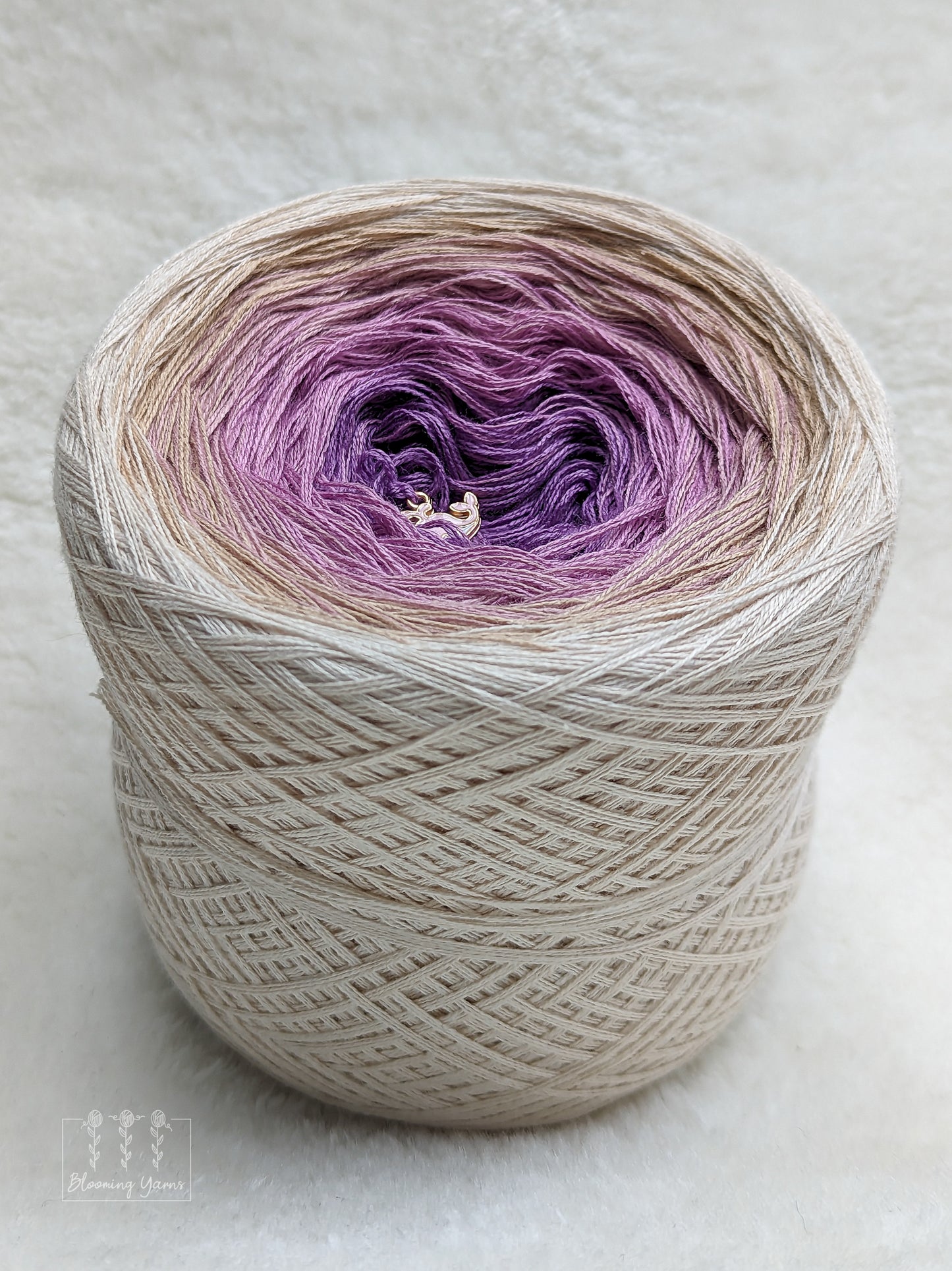 Gradient ombre yarn cake, colour combination C203'