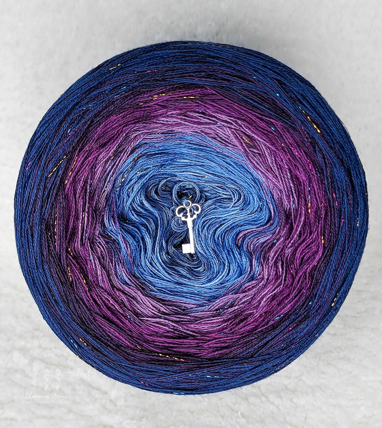 "Evening ocean" gradient ombre yarn cake designed by Ancy-Fancy