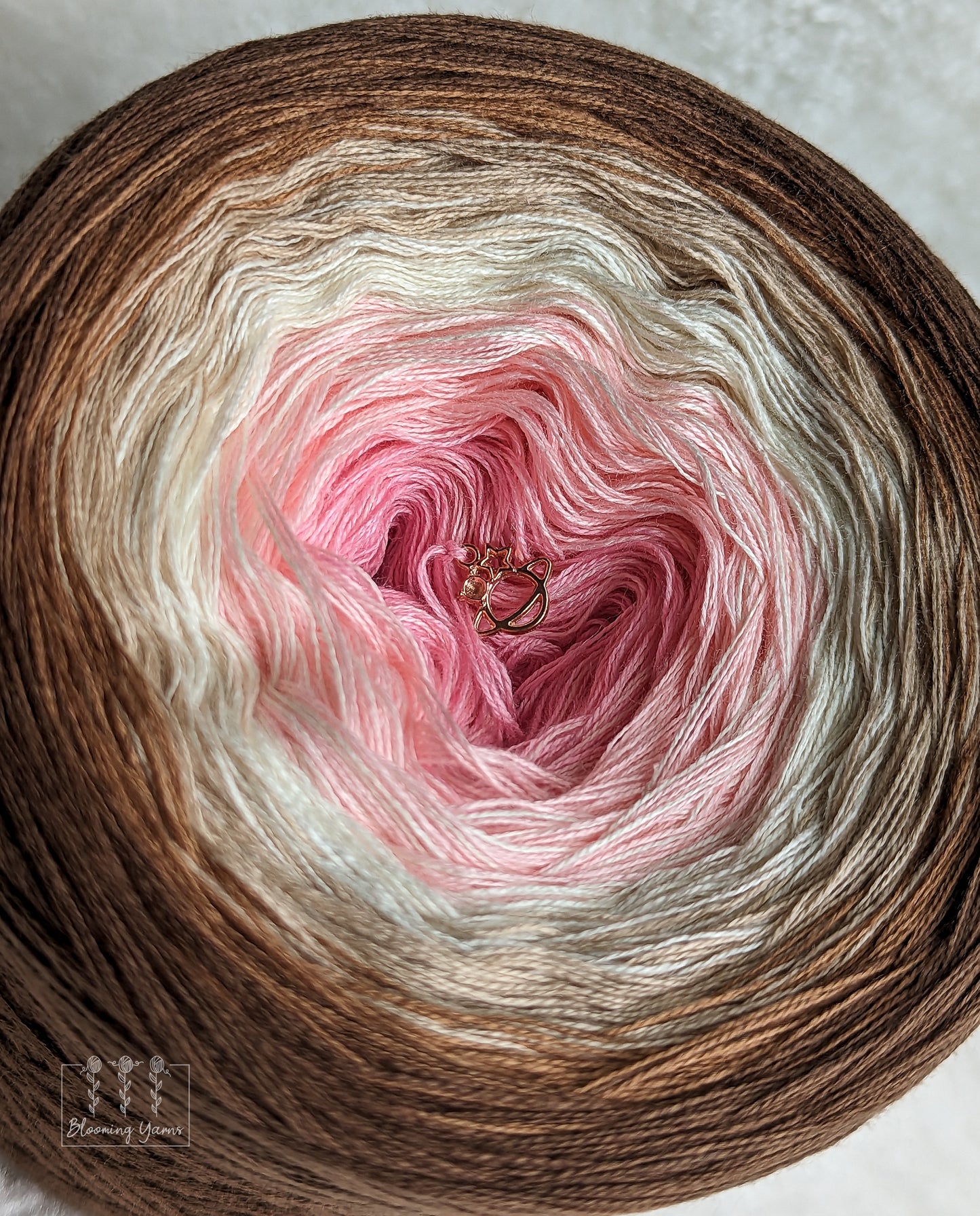 "Dark Palomino" gradient ombre yarn cake created by Ancy-Fancy
