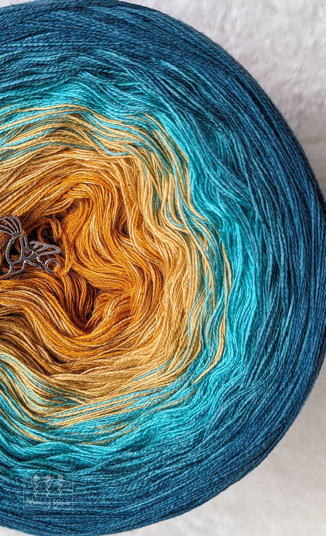 "Kingfisher" gradient ombre yarn cake created by Ancy-Fancy