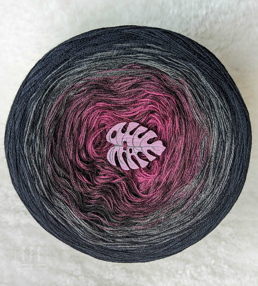 Gradient ombre yarn cake, colour combination C261