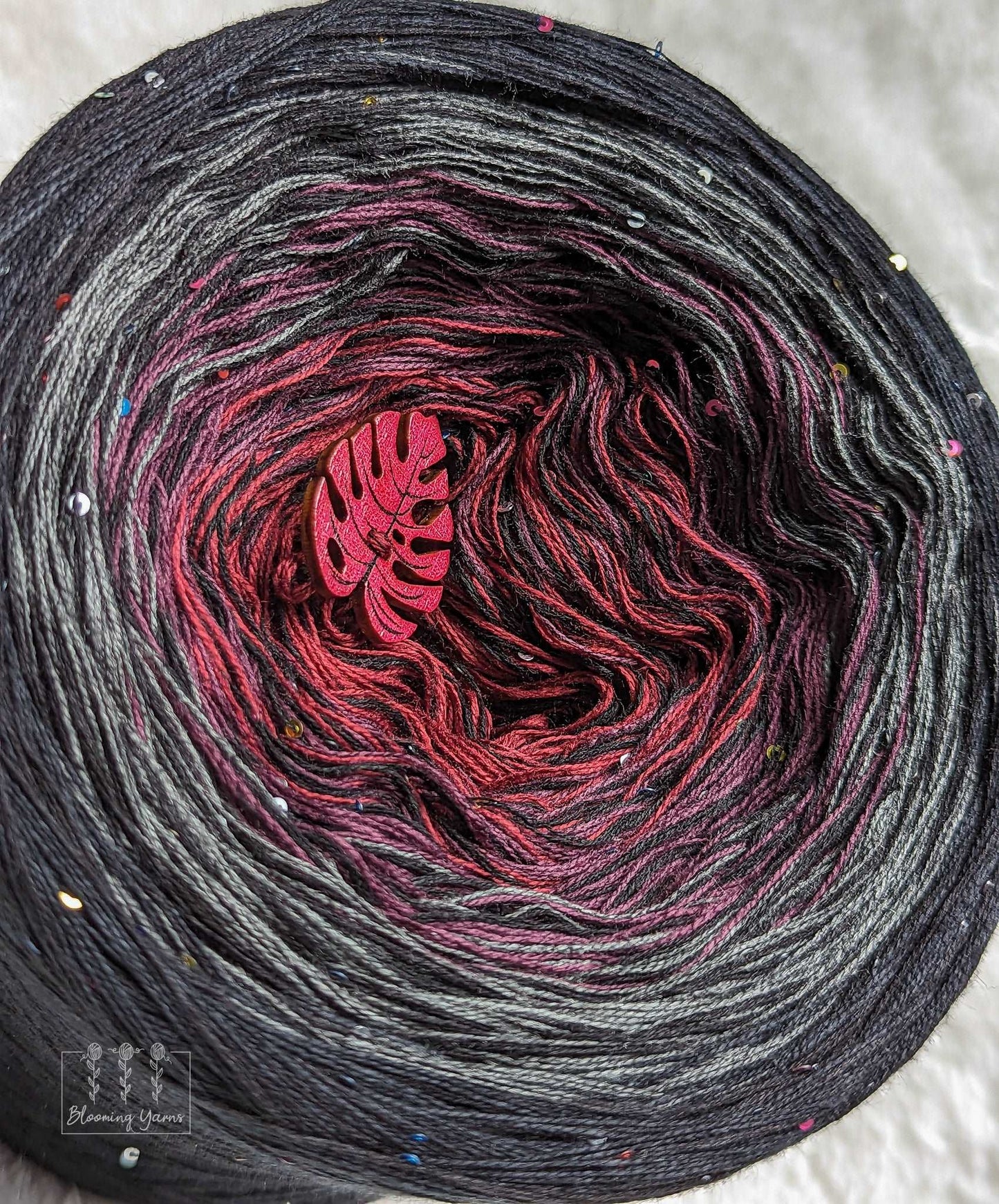 Gradient ombre yarn cake, colour combination C264