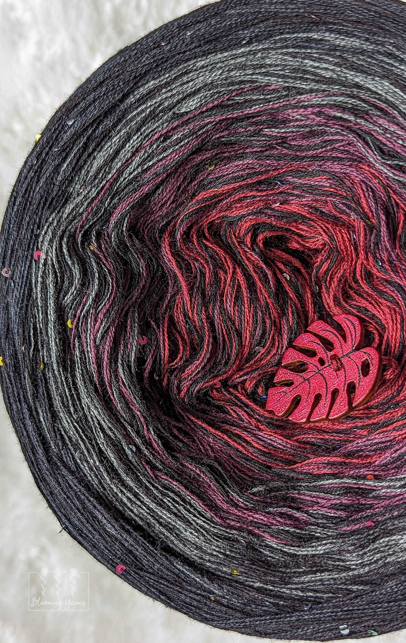 Gradient ombre yarn cake, colour combination C264