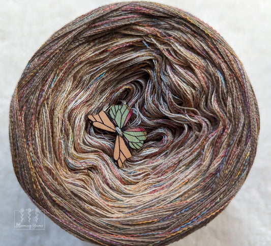 Gradient yarn cake, colour combination CM041