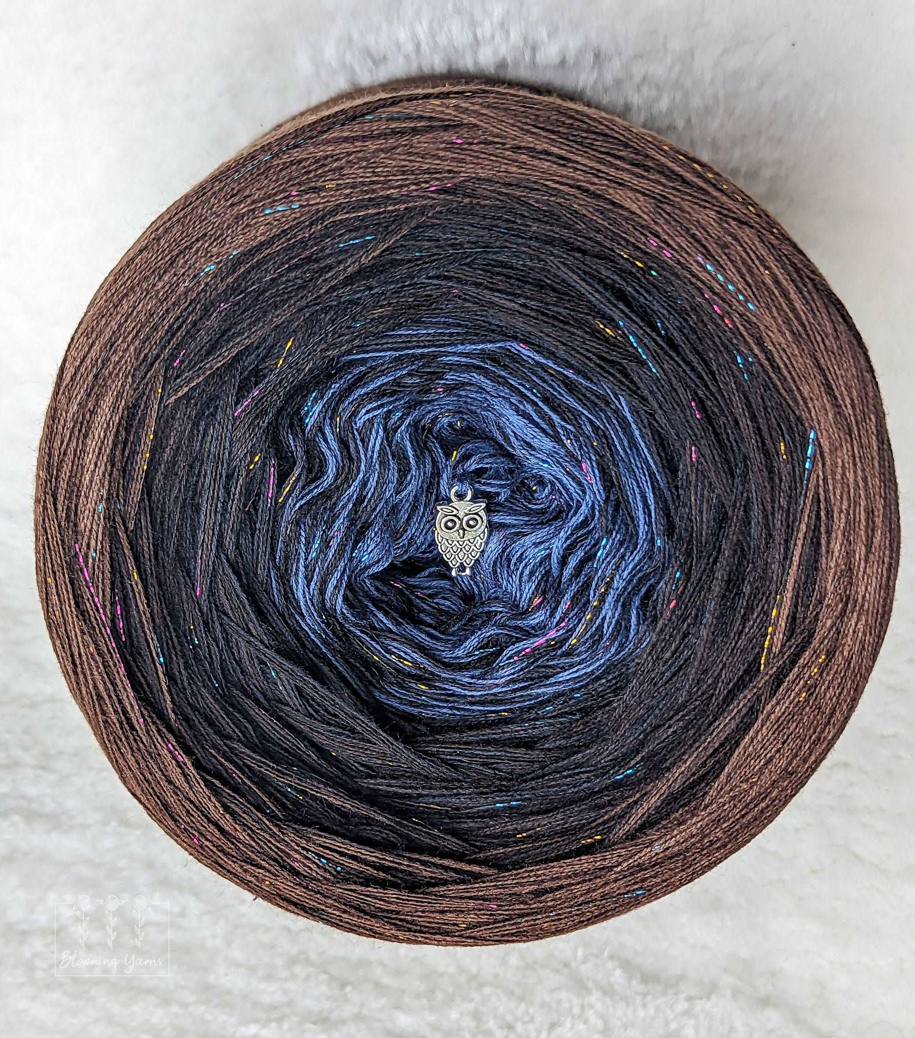 Gradient ombre yarn cake, colour combination C267