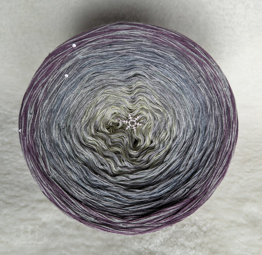 Gradient ombre yarn cake, colour combination C290