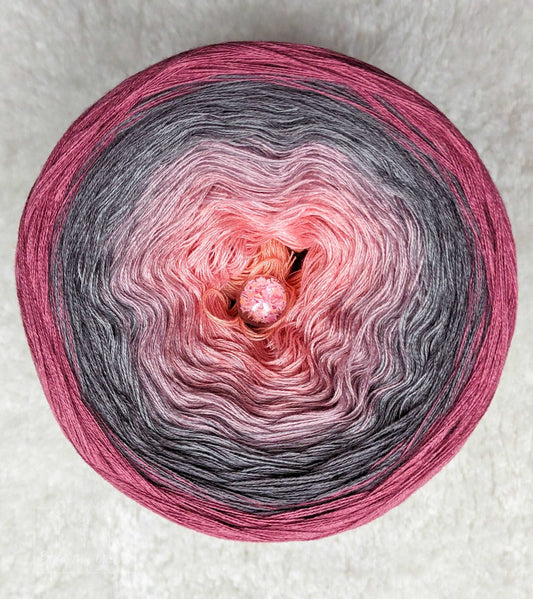 C292 cotton/acrylic ombre yarn cake, 250g, about 1250m, 3ply