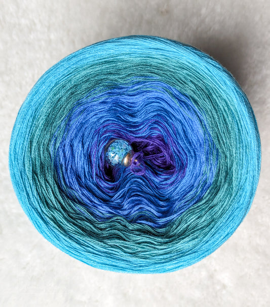 Gradient ombre yarn cake, colour combination C297