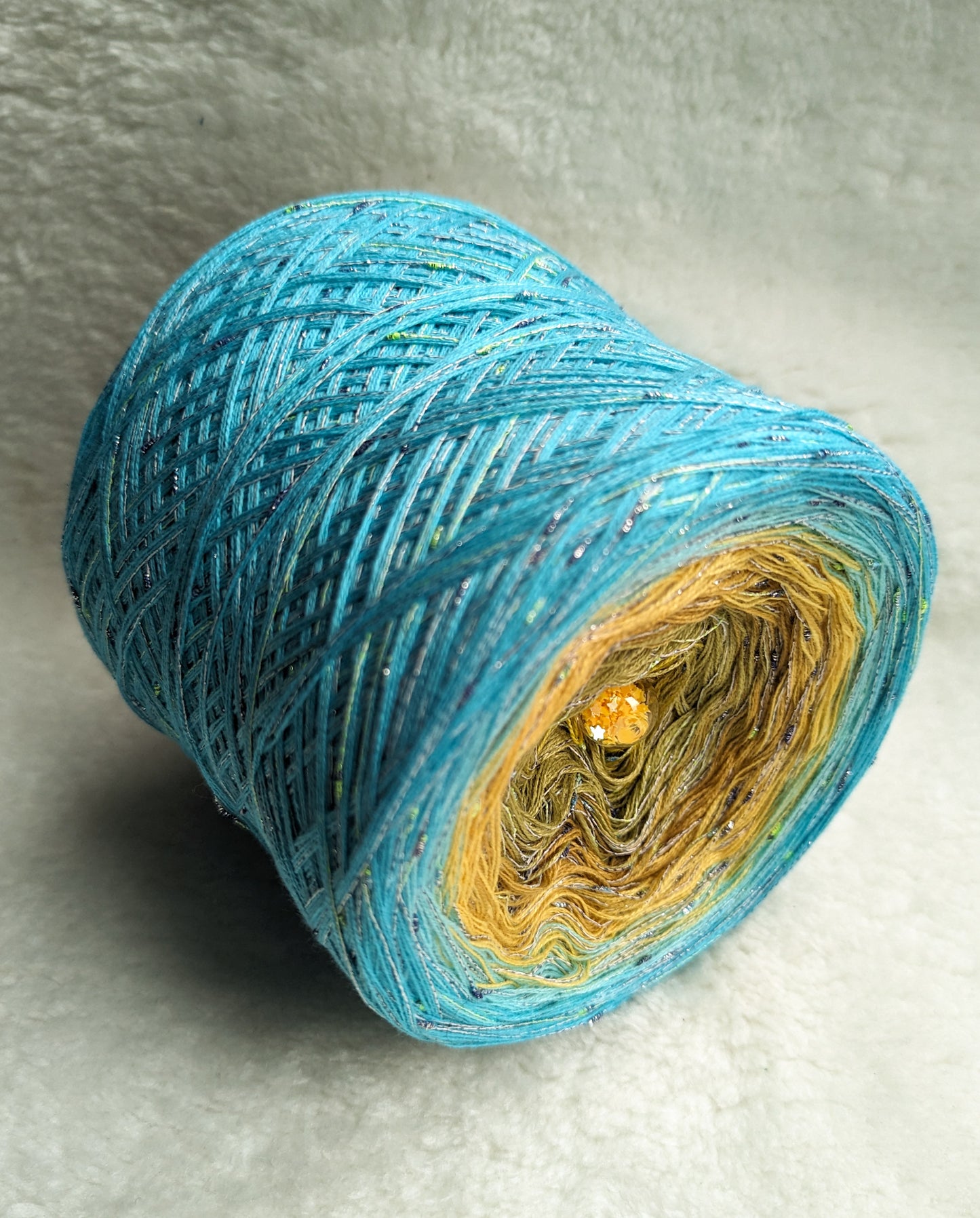 Gradient ombre yarn cake, colour combination C301