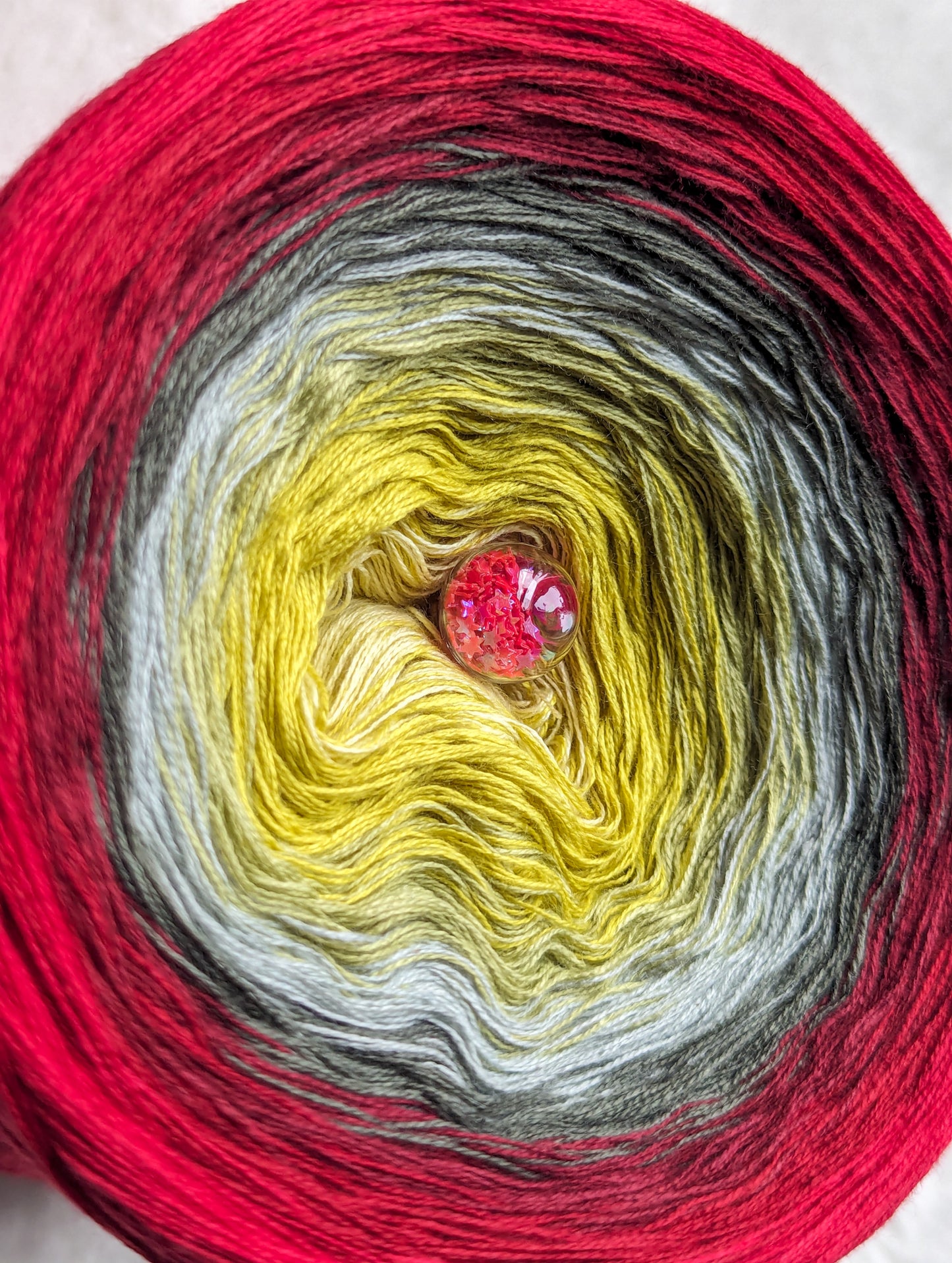 Gradient ombre yarn cake, colour combination C303