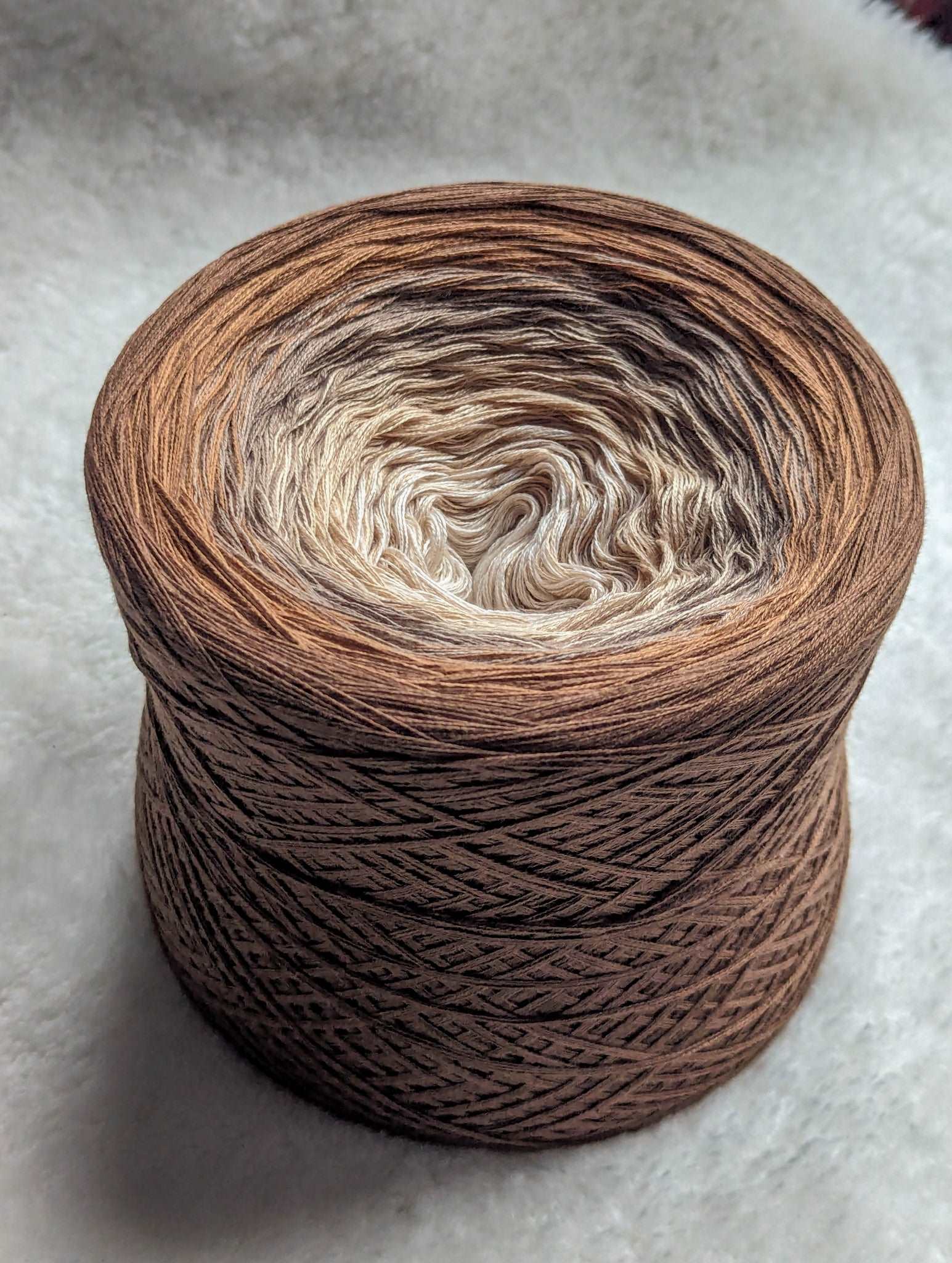 C308 cotton/acrylic ombre yarn cake, 285g, about 1000m, 4ply