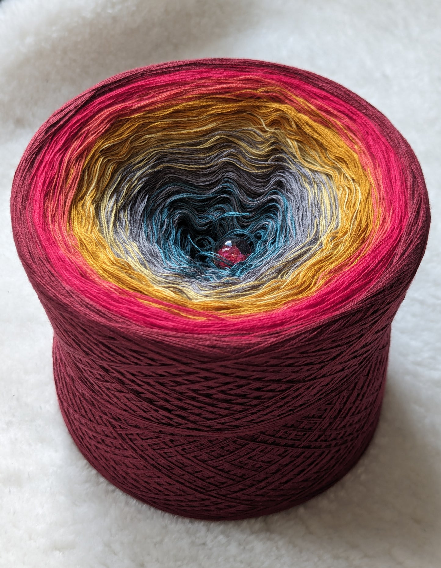 Gradient ombre yarn cake, colour combination C308