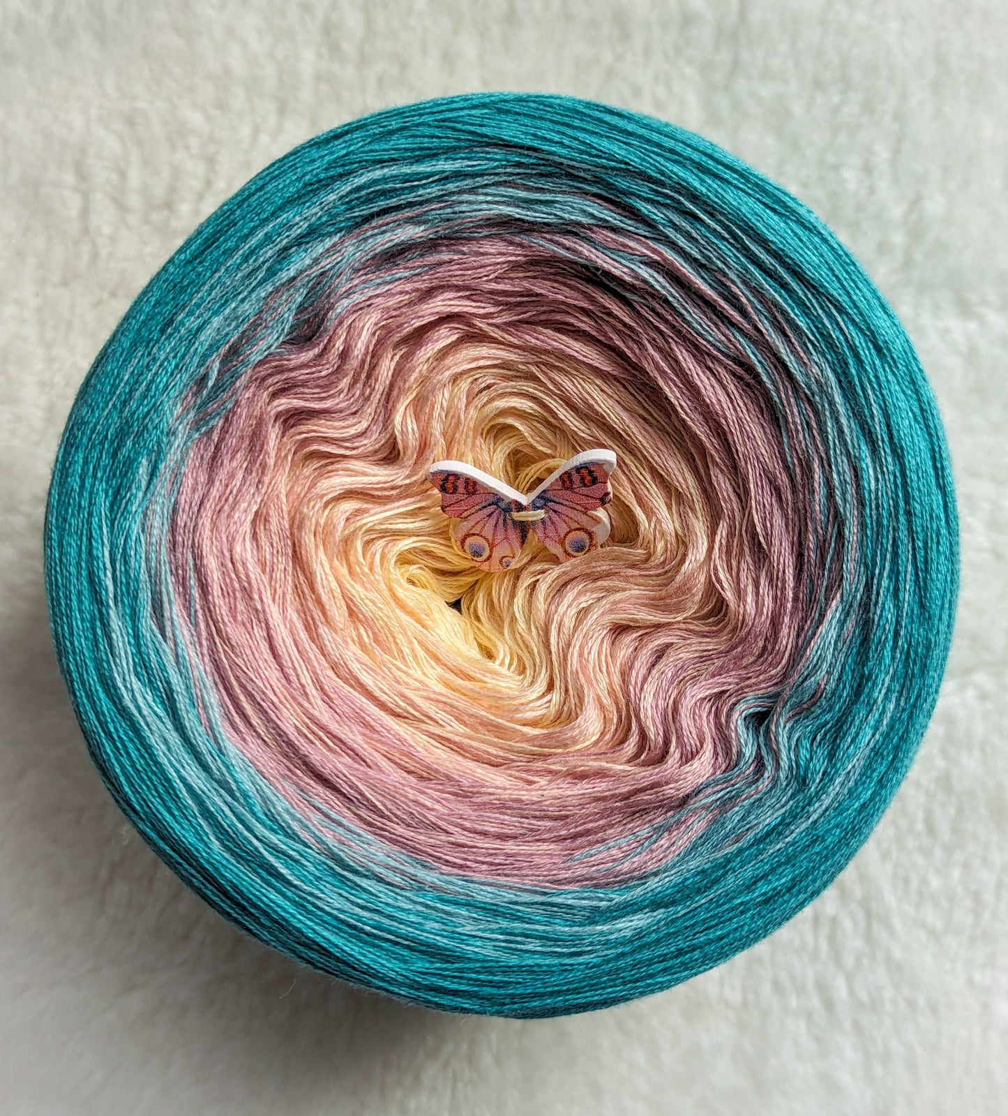 "Pastel Dahlias" gradient ombre yarn cake