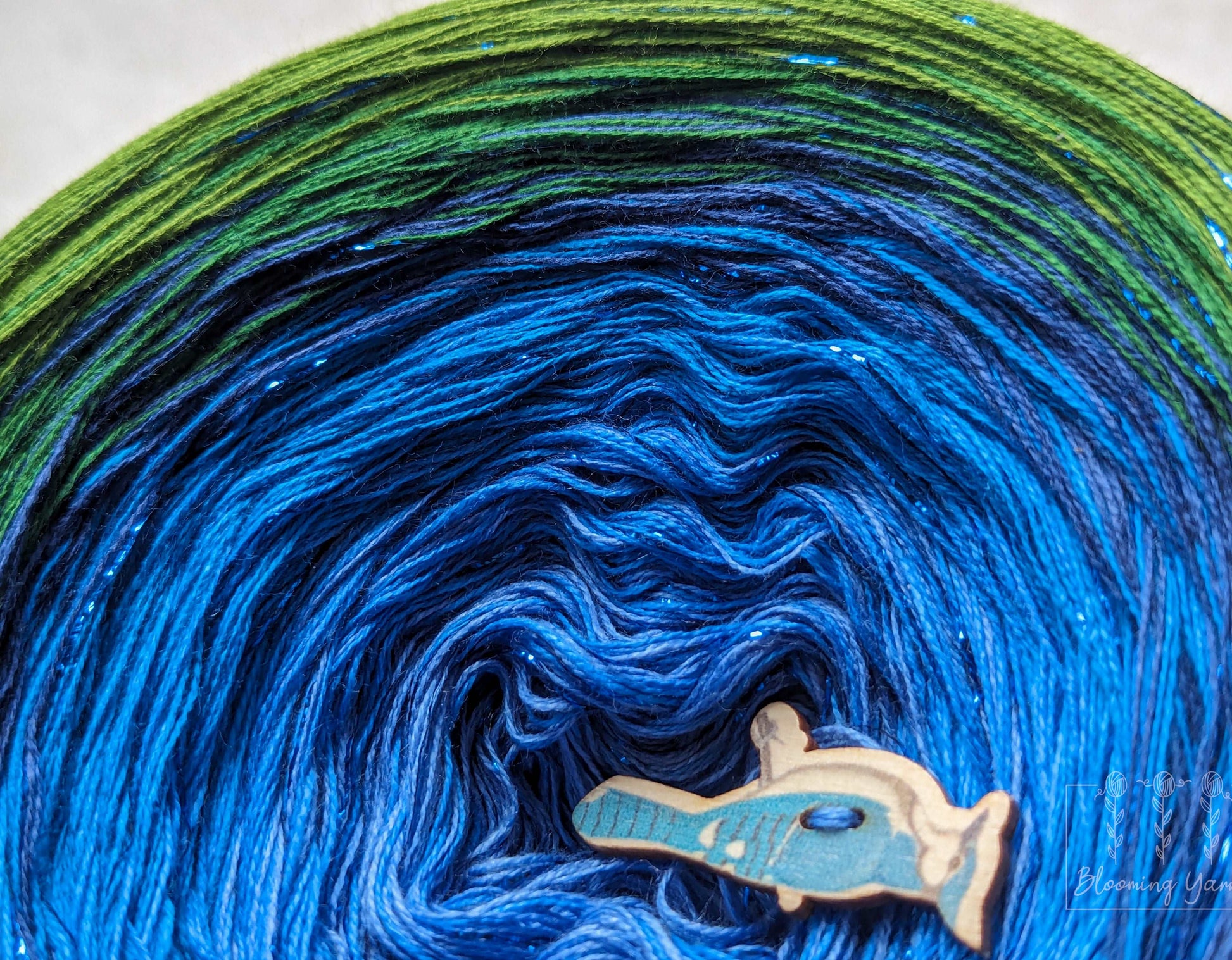 "Hydrangea Blue" gradient ombre yarn cake