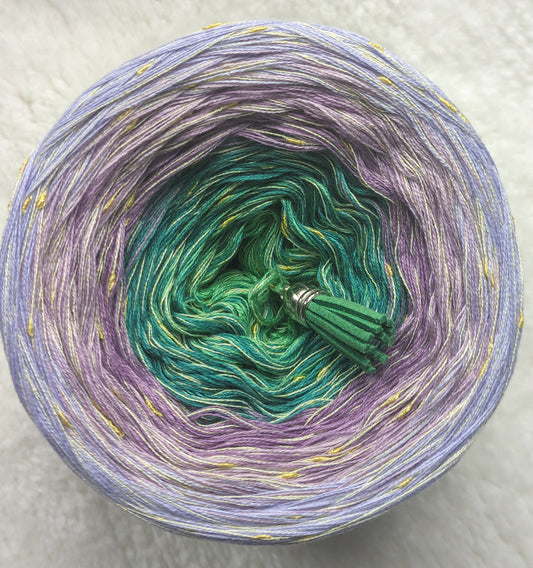 "The Iris Flower" cotton/acrylic ombre yarn cake, 280g, about 1000m, 3ply+add., normal style