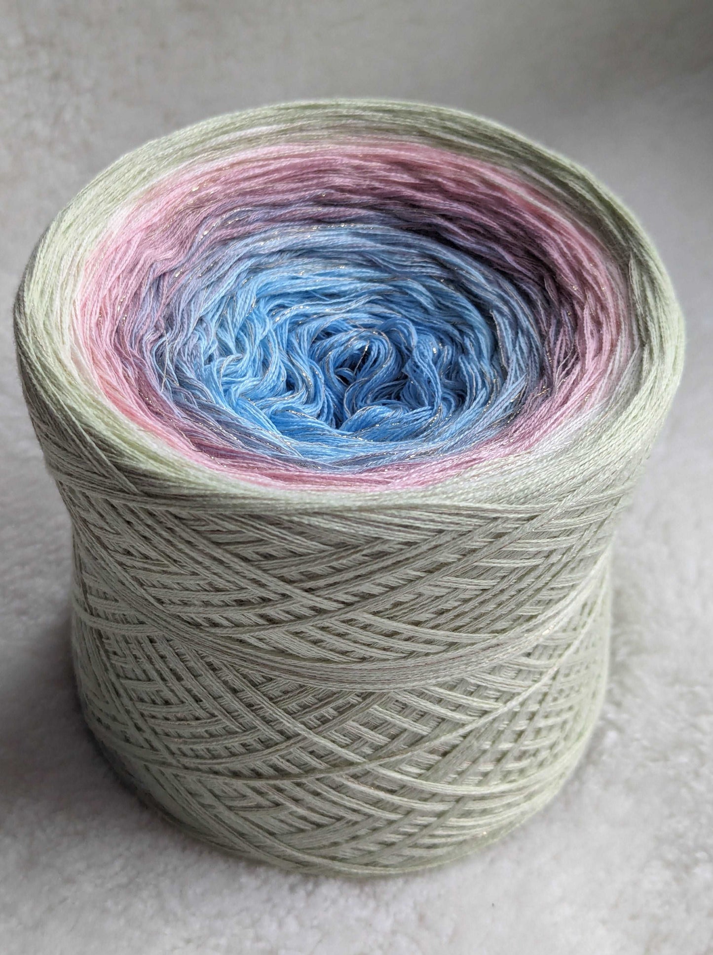 "Cherry blossom" gradient ombre yarn cake