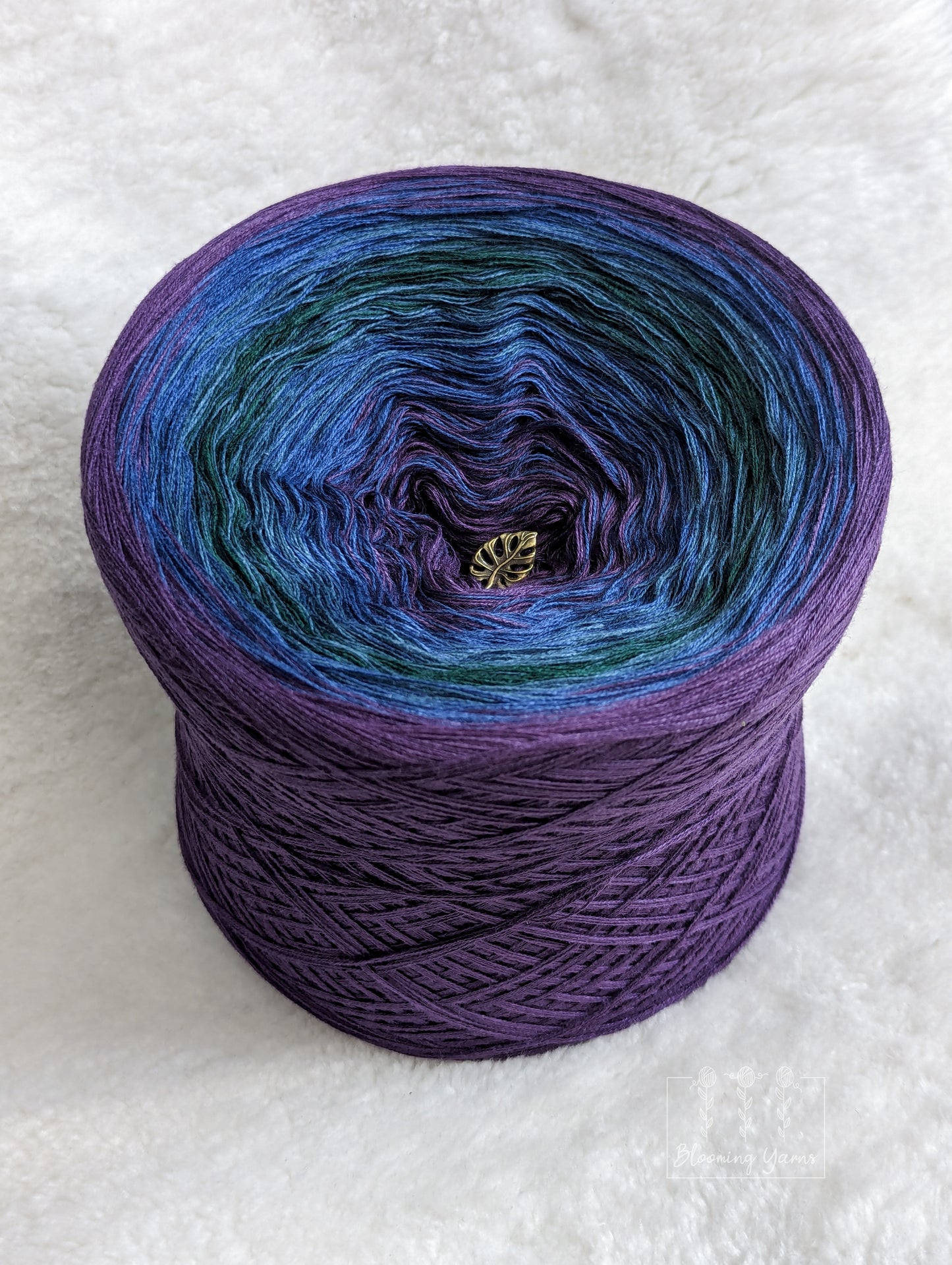 Gradient ombre yarn cake colour combination C314