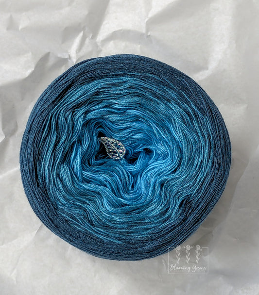 C324 cotton/acrylic ombre yarn cake, normal style, 140g, about 700m, 3ply