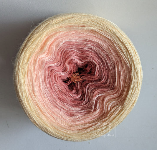 Gradient yarn cake, colour combination M041