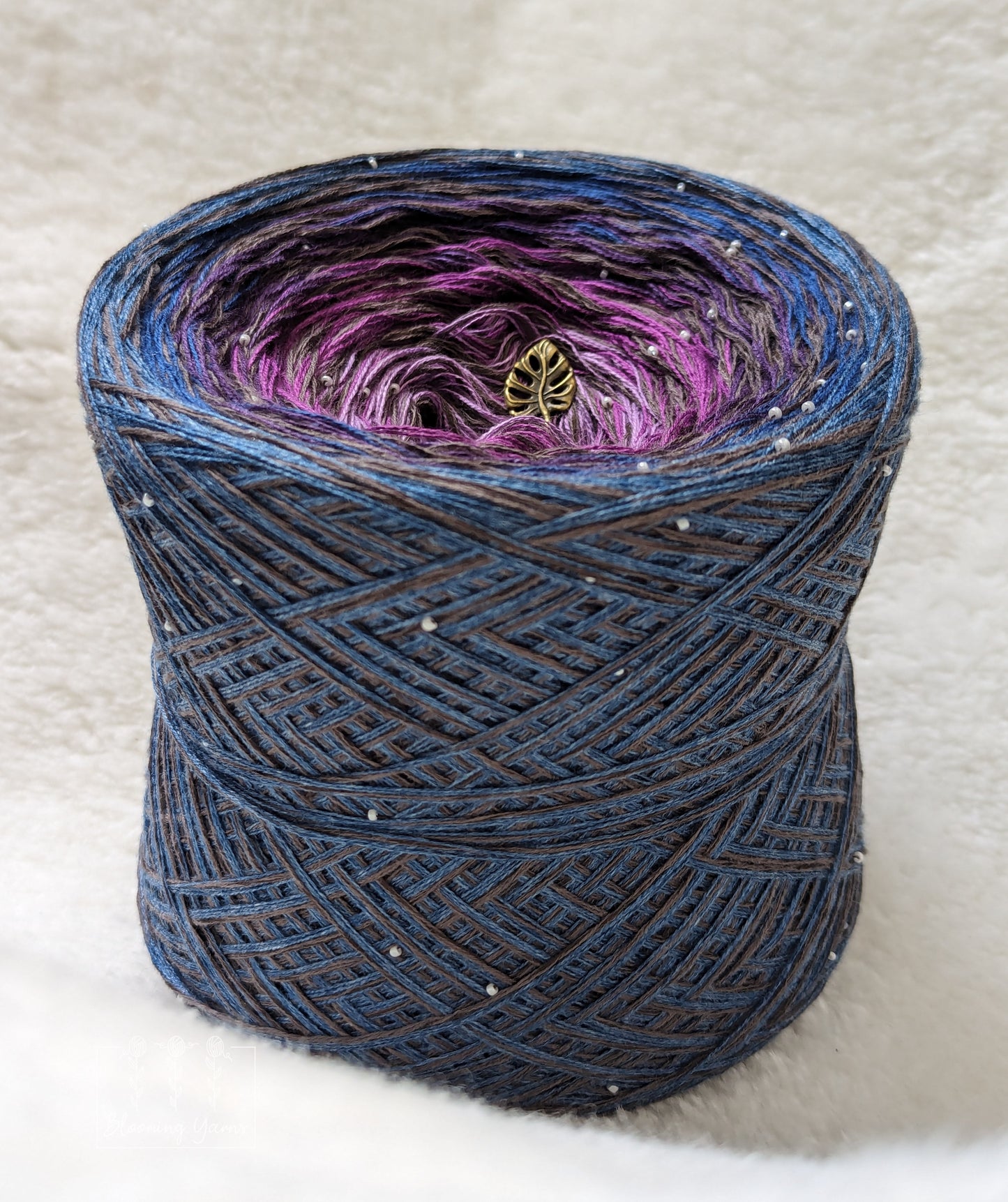Gradient ombre yarn cake, colour combination C319