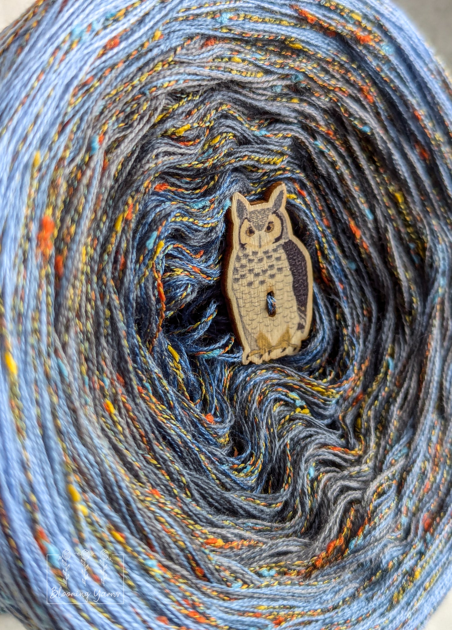 "Owl" gradient ombre yarn cake