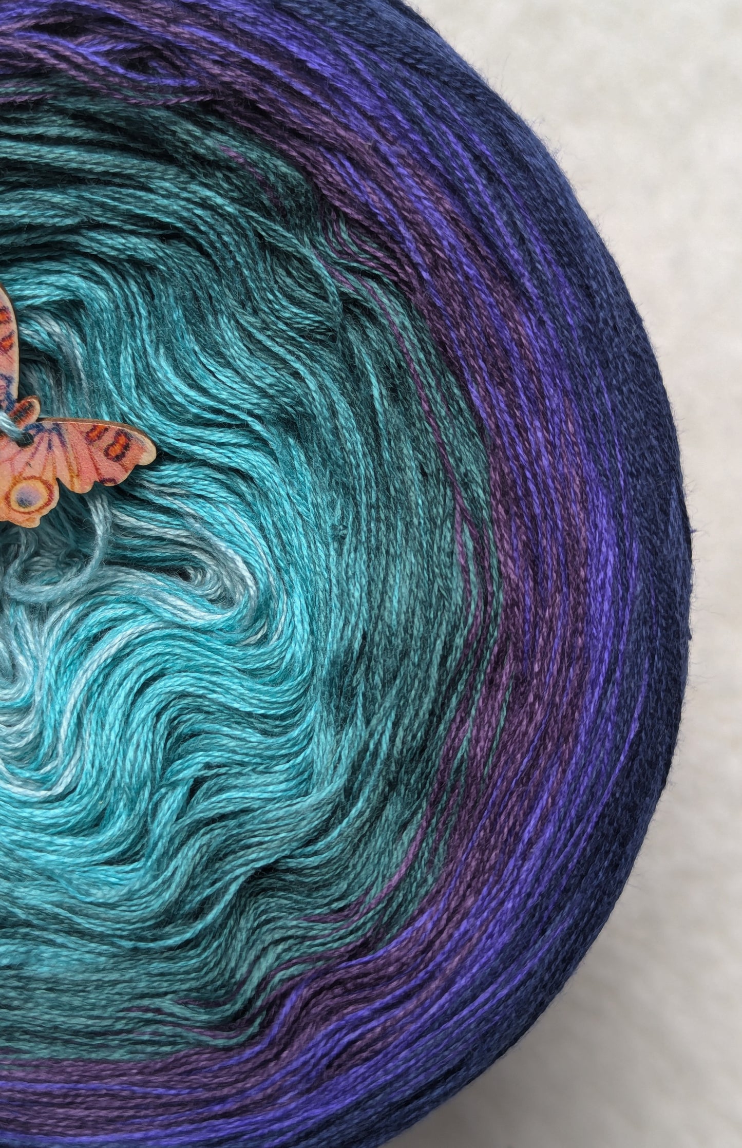 "Hummingbird" gradient ombre yarn cake