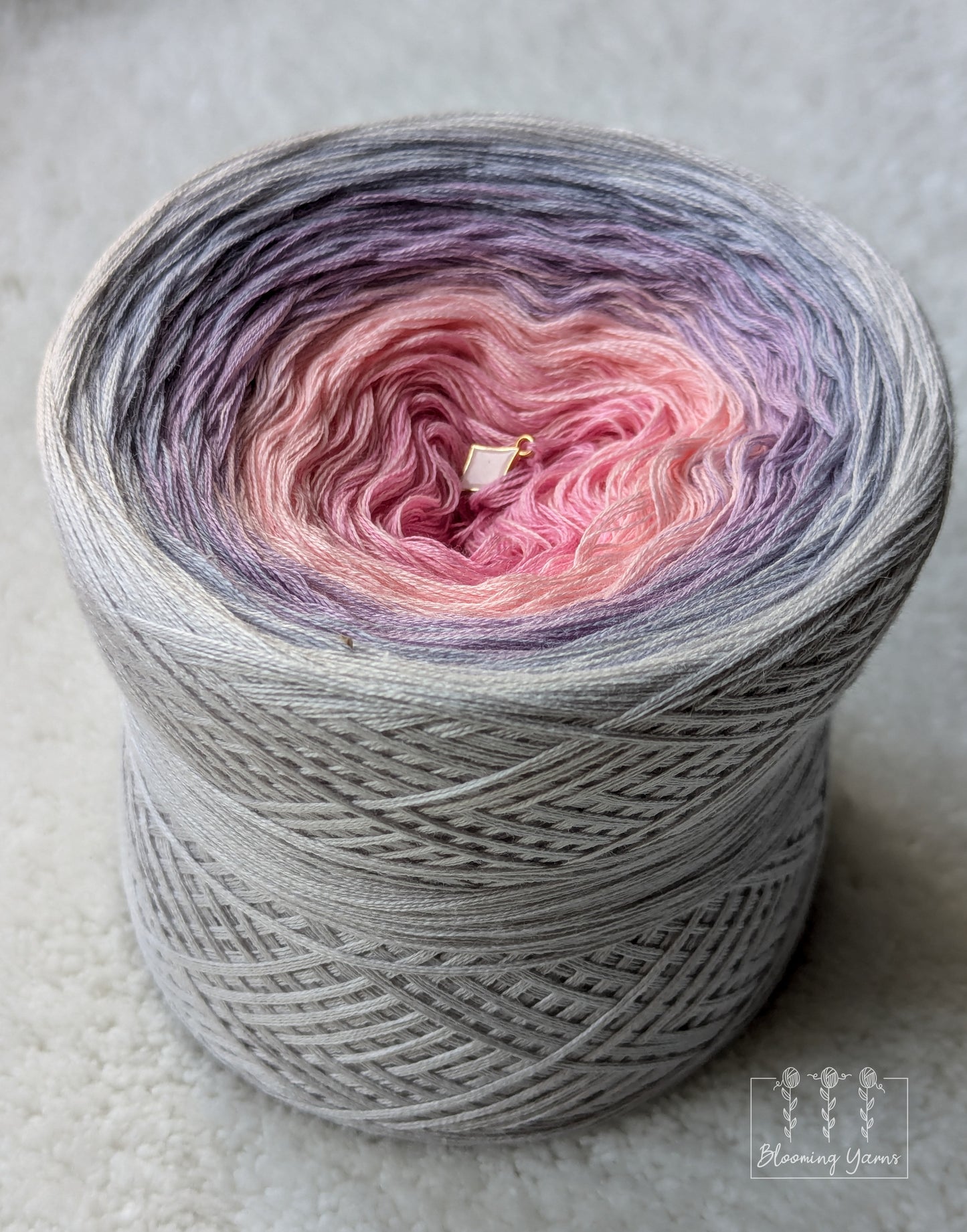 Gradient ombre yarn cake colour combination C341