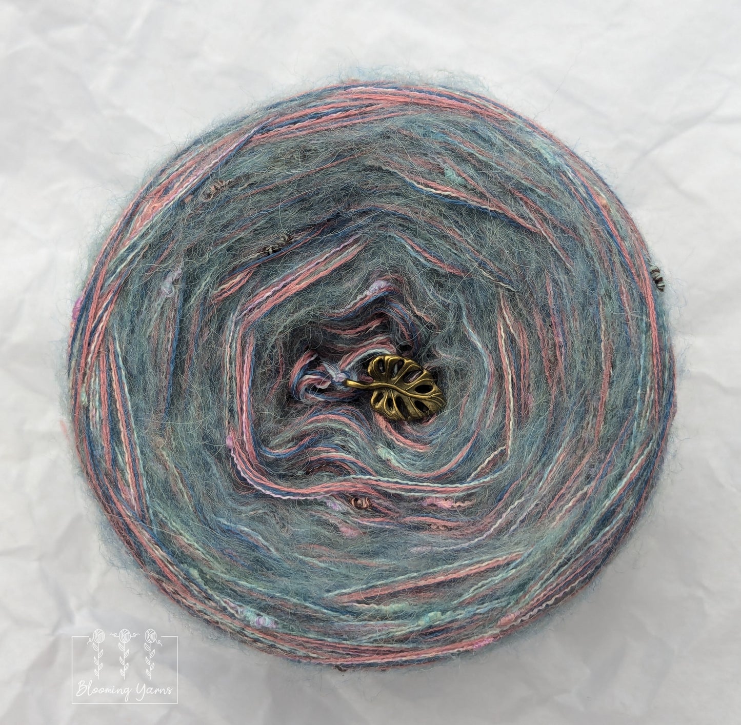 Melange fluffy yarn cake SW07