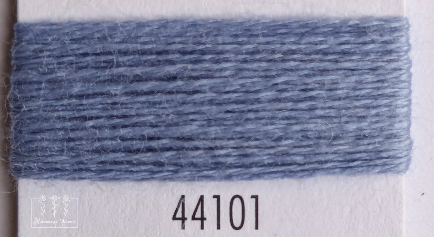 Solid/mono colour yarn 50%merino wool/50%acrylic 2/28nM