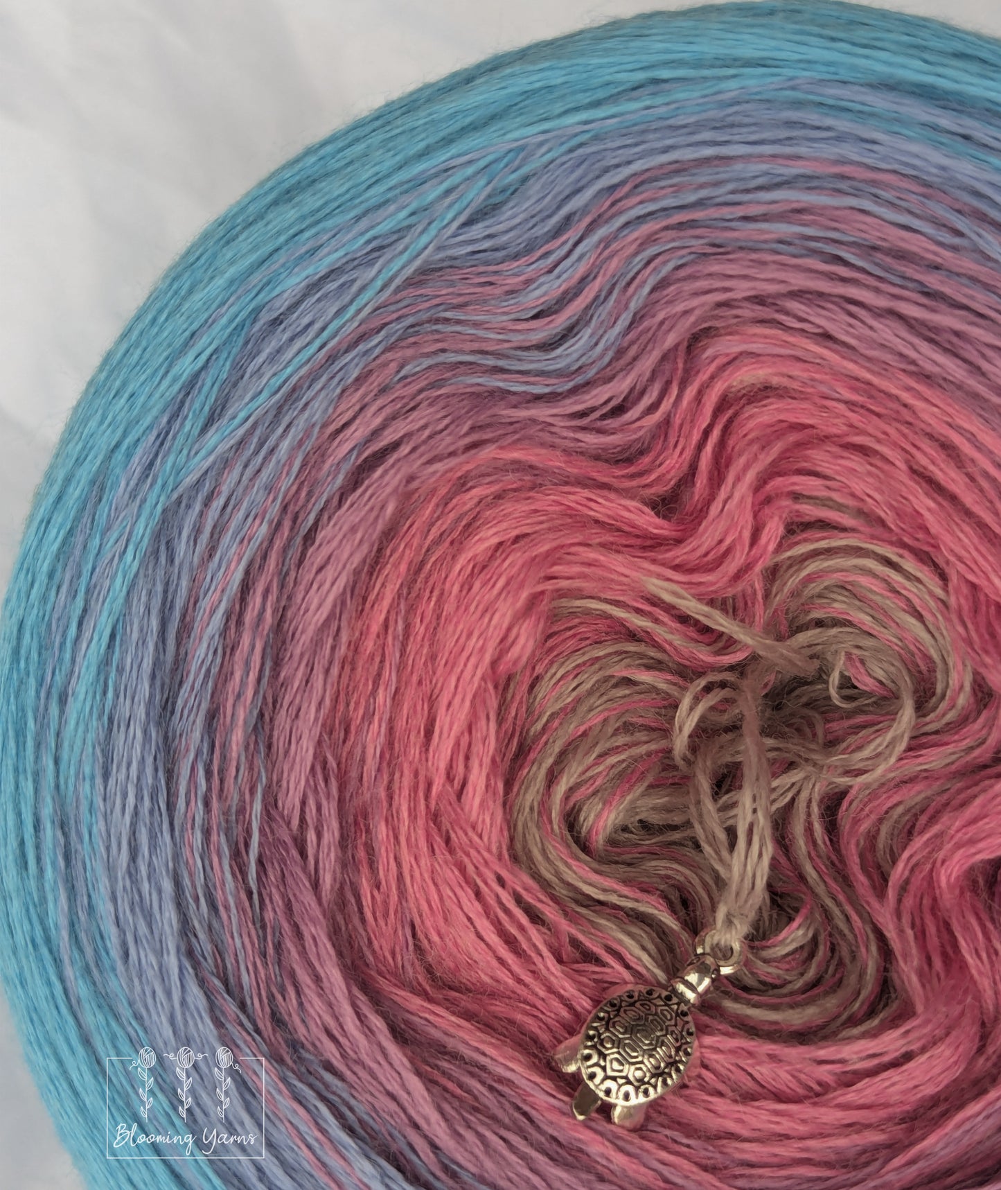 Gradient ombre yarn cake colour combination MA004