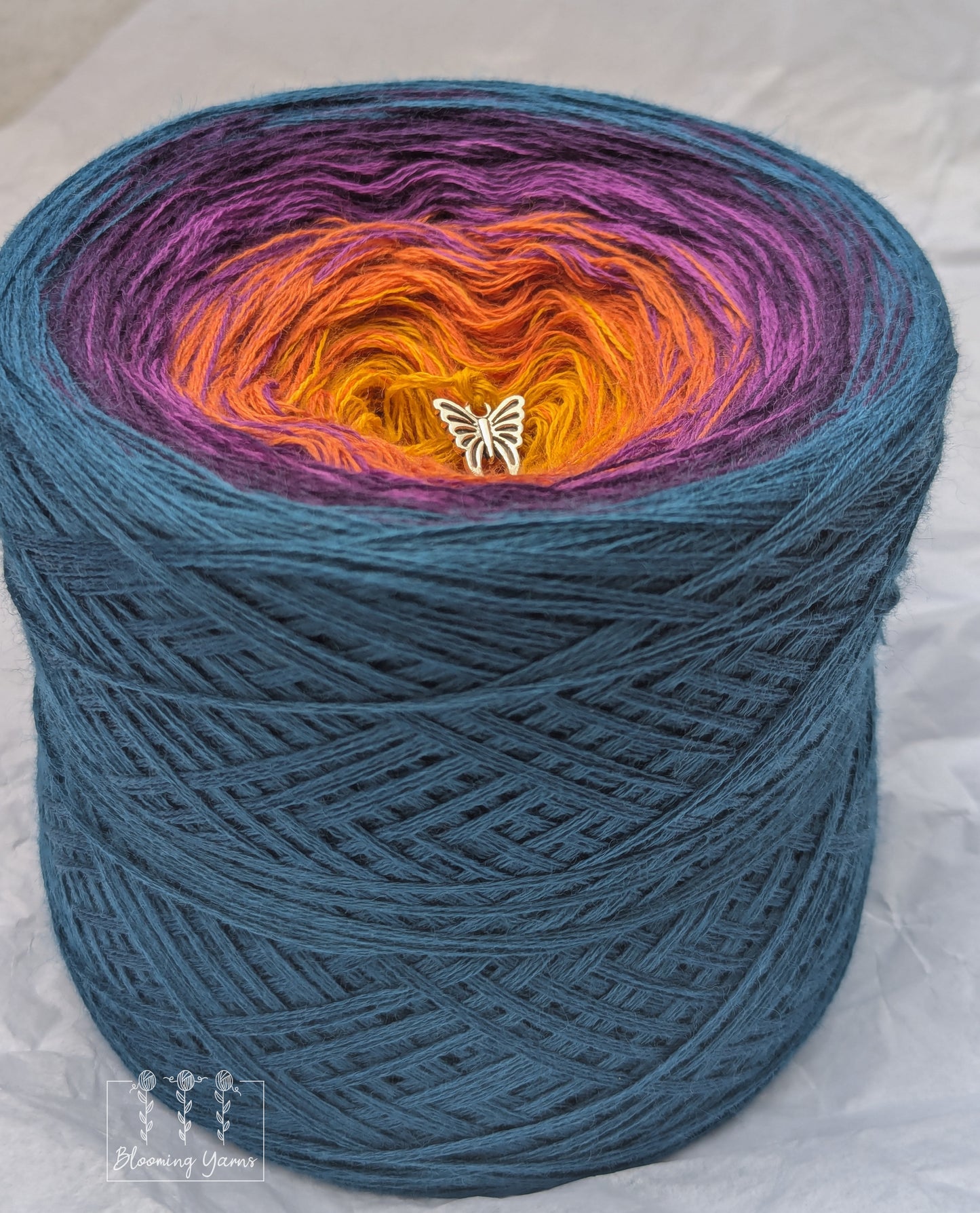 Gradient ombre yarn cake colour combination MA003