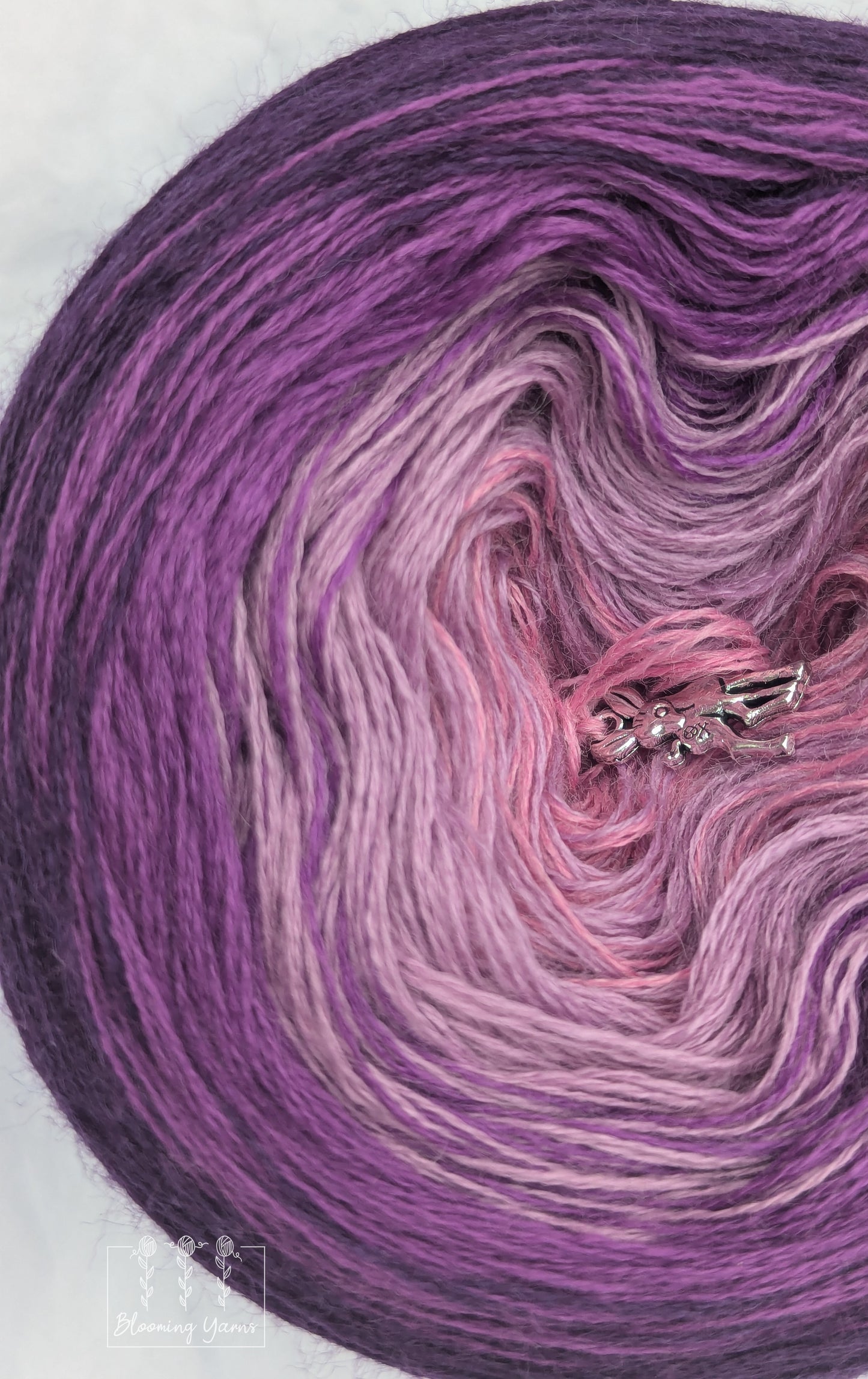 Gradient ombre yarn cake colour combination MA002