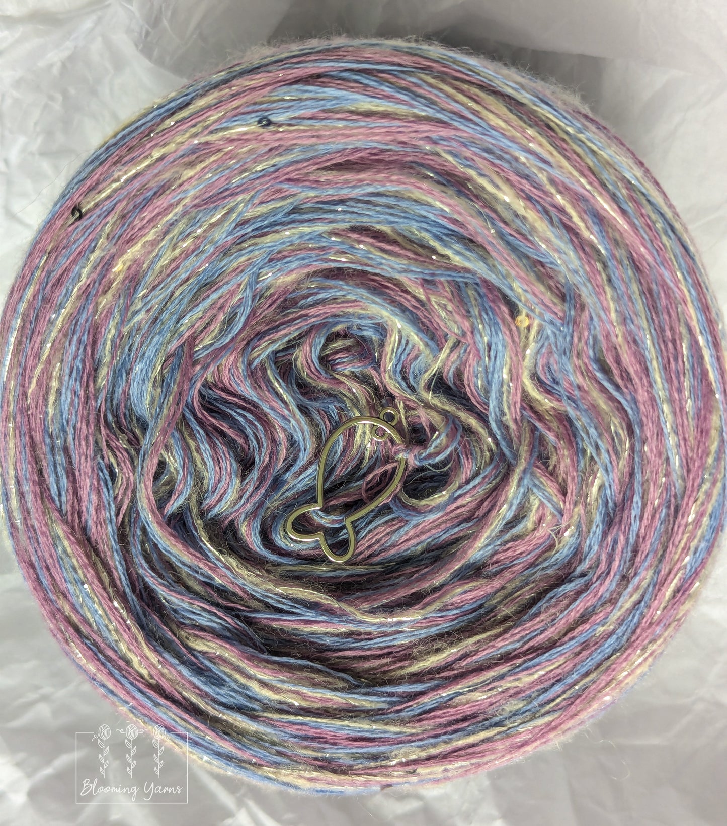 Melange yarn cake with additional mohair thread with lurex and sequins MMA02