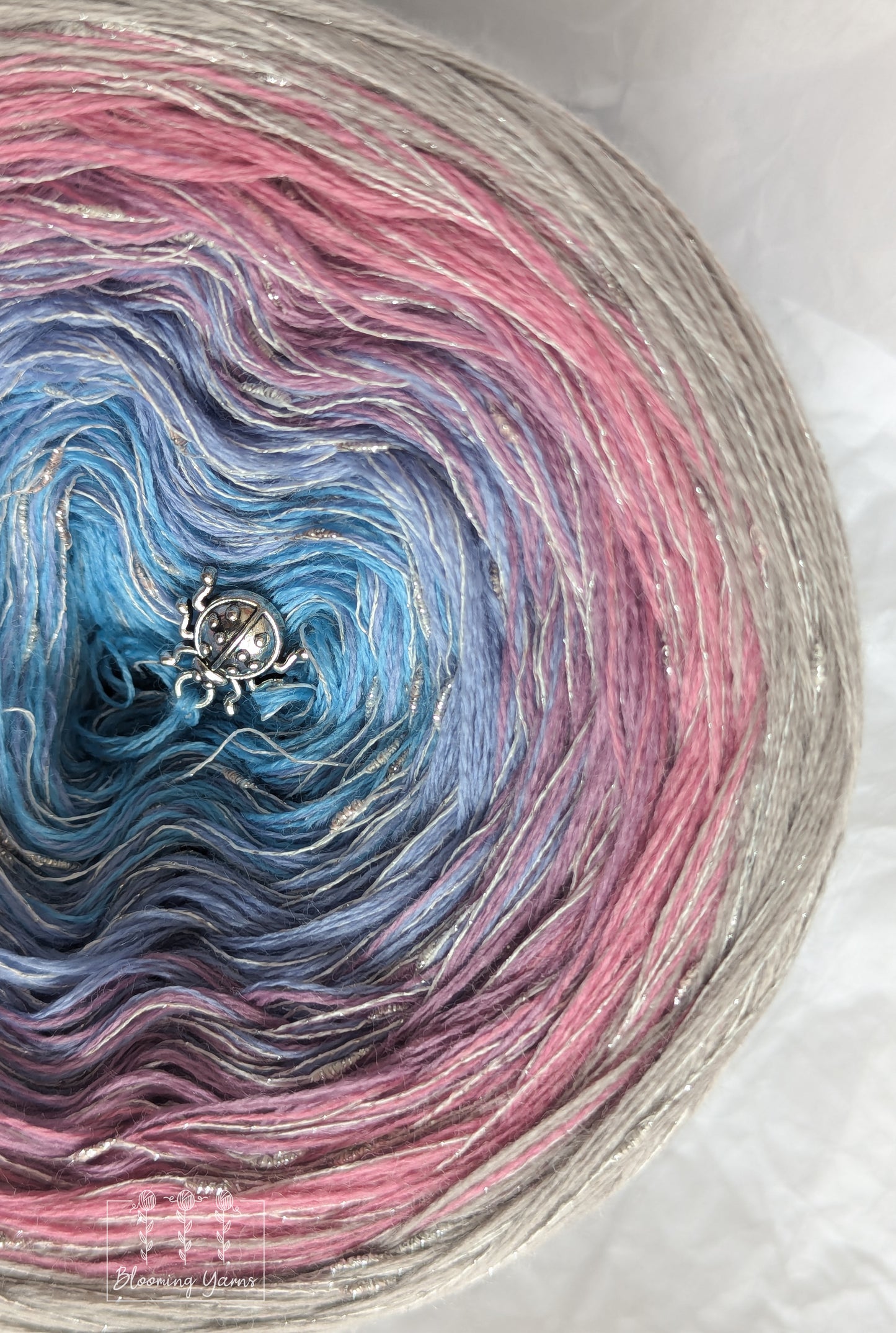 Gradient ombre yarn cake colour combination MA013